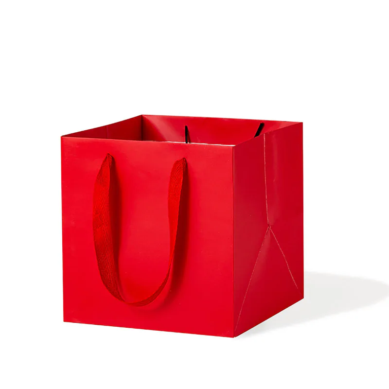 BOLSA DE REGALO CUADRADA ROJA 20X20X20CM